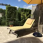 Le Numero 100