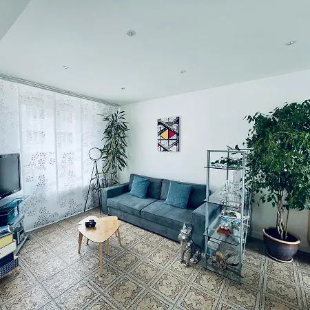 Le Numero 100 Maison d'hôtes