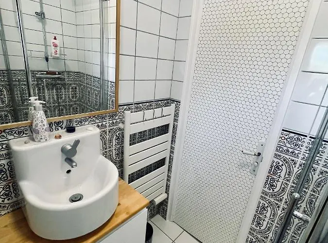 Pensionat Le Numero 100 3*