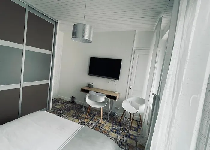 Le Numero 100 Penzion Nancy