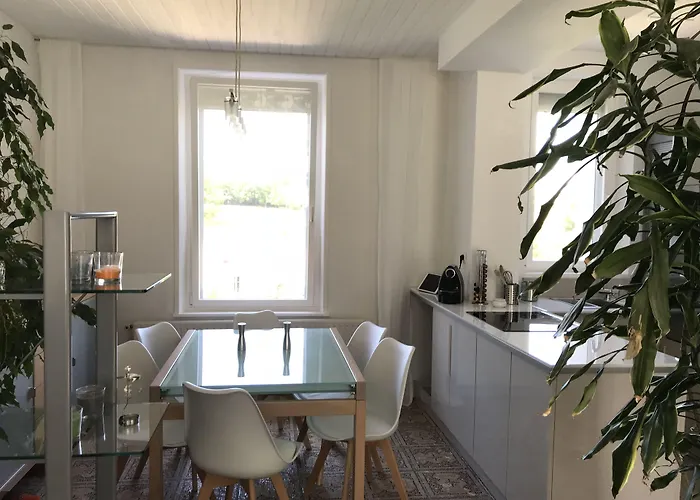 Le Numero 100 Penzion 3*