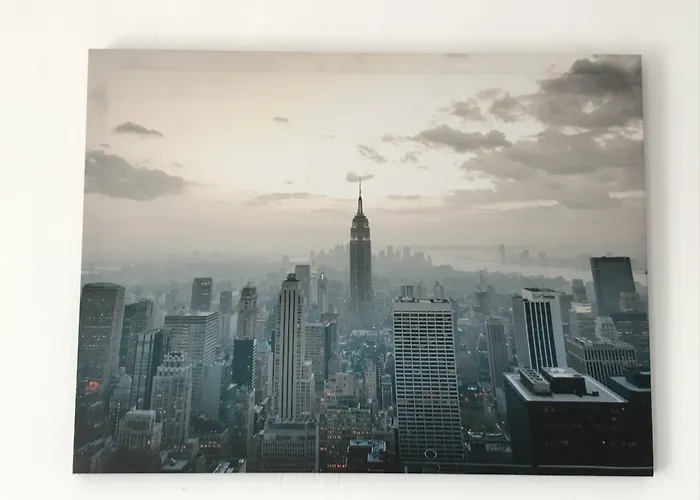 Le Numero 100 3* Nancy