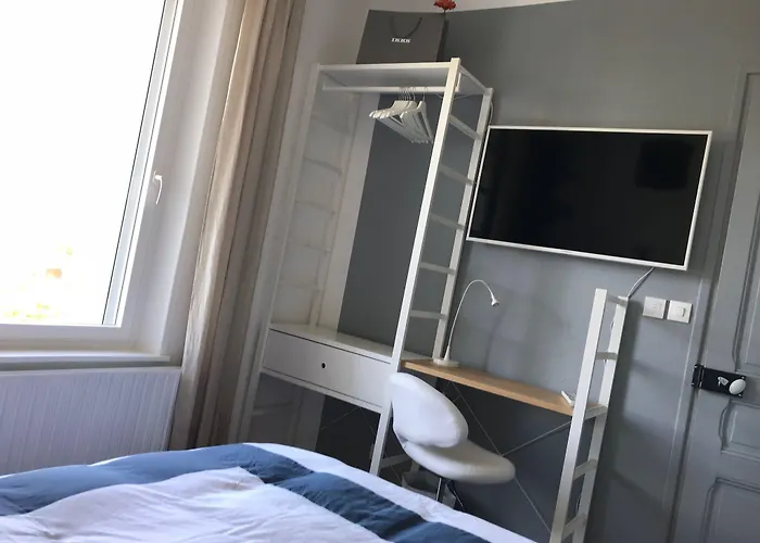 Le Numero 100 Penzion