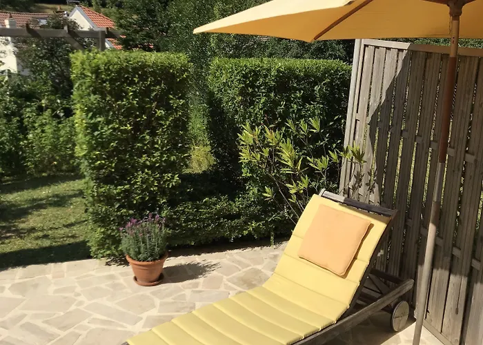 Le Numero 100 3* Nancy